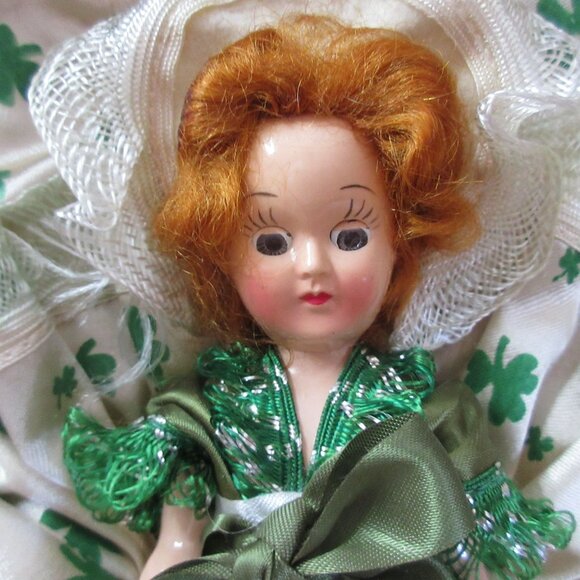 Dream Doll 7.5" Irish Shamrocks Dress Original Window Box 1950s - Picture 4 of 9
